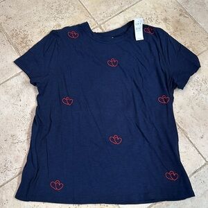 NWT Loft women’s heart design tee, large.